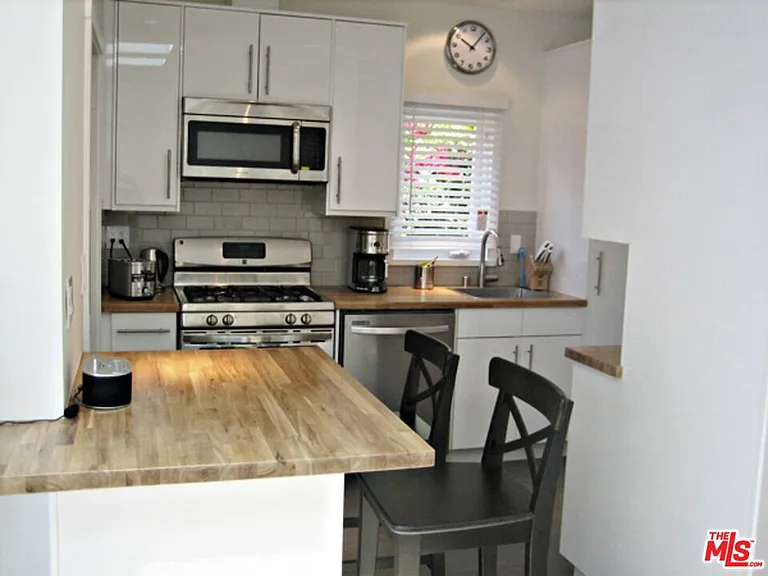 4125 1/4 Huron Ave #1/4 — Photo 3