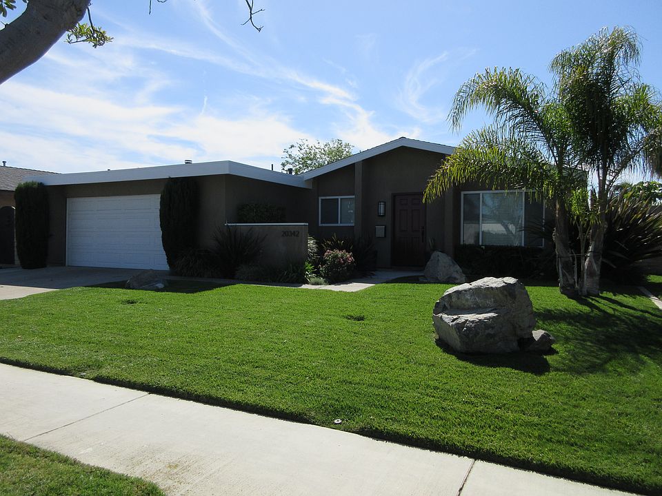 20342 Village Dr (3)_04272016