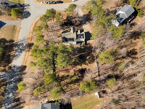 3rd image of 15837 Haggis Dr