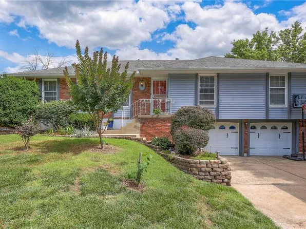 11912 E 56th Ter, Kansas City, MO 64133