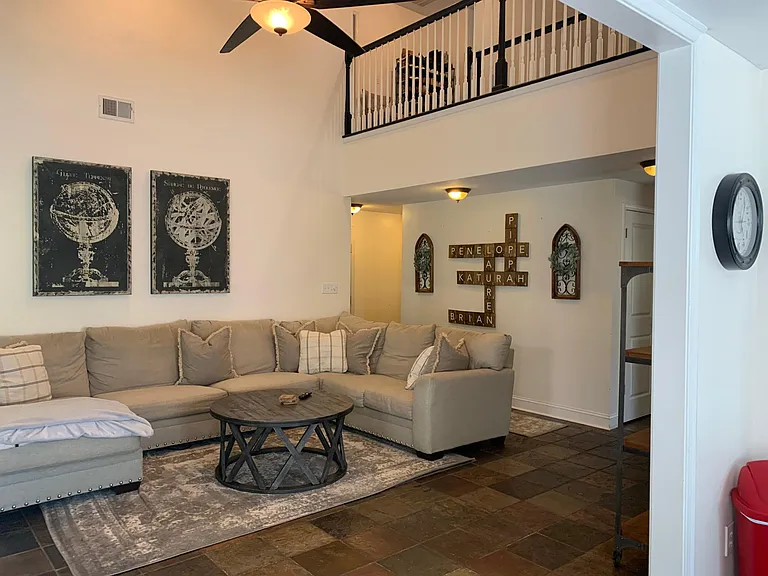 516 Chesser Cir — Photo 3