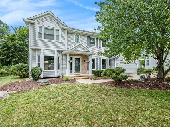 1055 Dogwood Meadows Dr SE, Ada, MI 49301