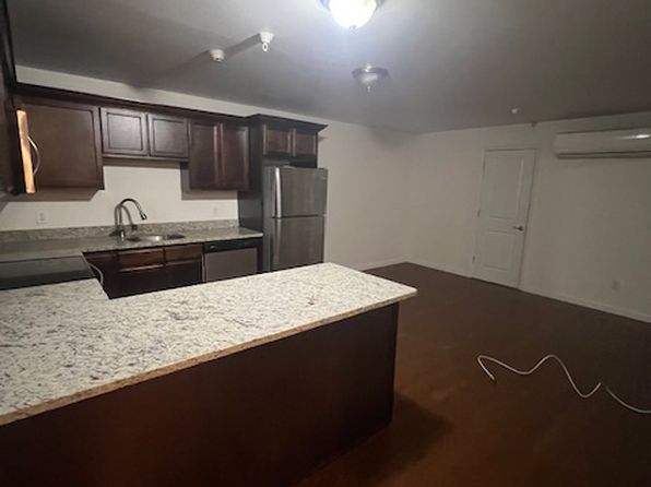 40 S Pearl St #206