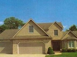 3904 Stone Bridge Rd, Springfield, IL 62711