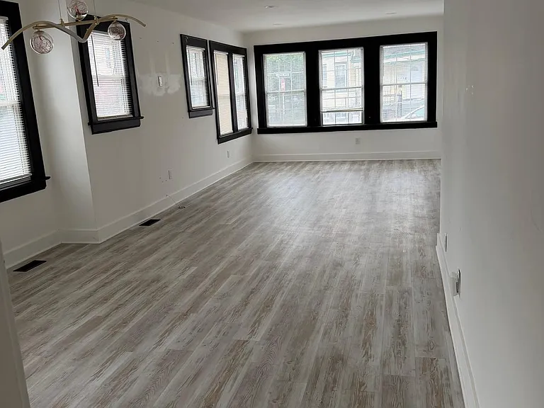 913 S 19th St #3 — Photo 8