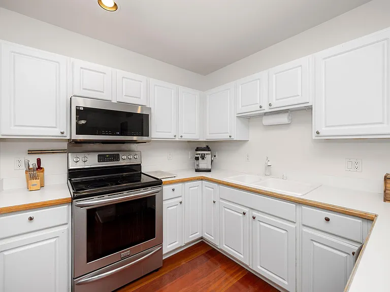 160 Tiffany Ln — Photo 15