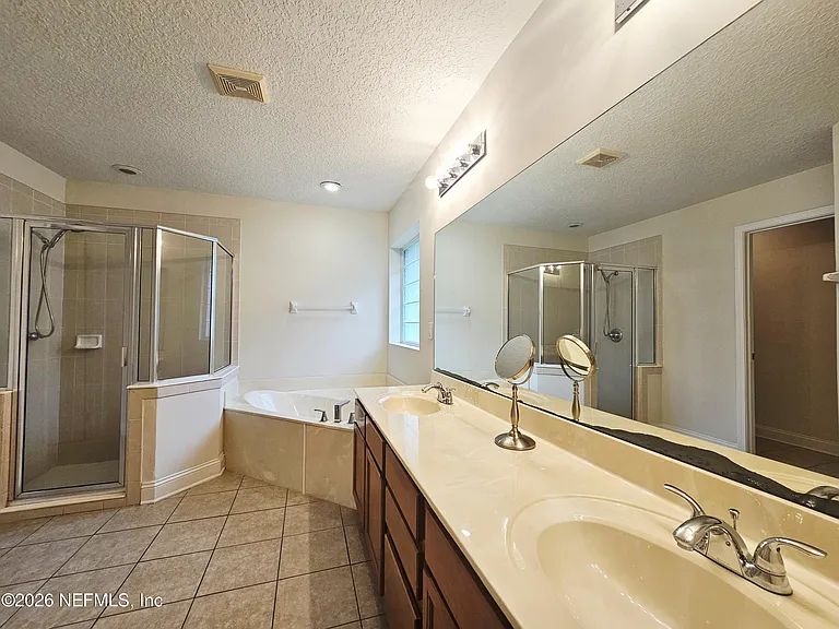 5891 Green Pond Dr — Photo 20
