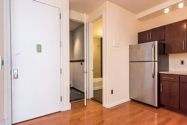 Rented by Nooklyn NYC LLC | media 36