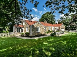 1 Holland Rd, Pittsburgh, PA 15235