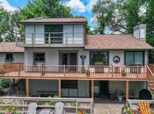 8455 Rattalee Lake Rd, Clarkston, MI 48348