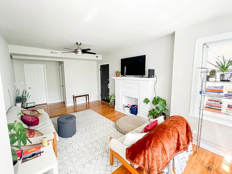 2500-08 W. Pensacola Ave. / 4334-42 N. Campbell Ave. — Photo 8