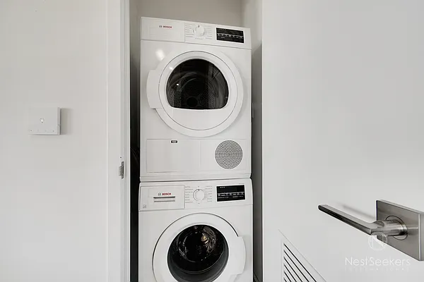 Rented by Nest Seekers International | media 5