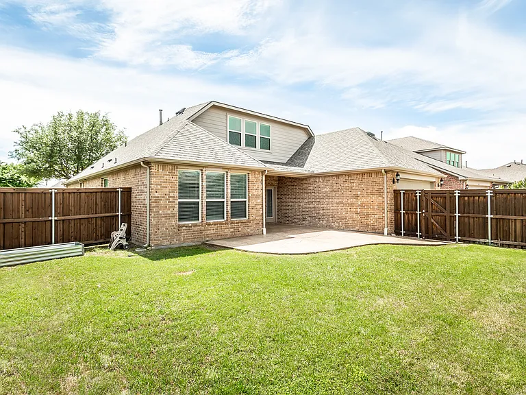 1034 Blanco Dr — Photo 37