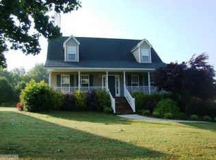160 Tumbleweed Dr, Winston Salem, NC 27127