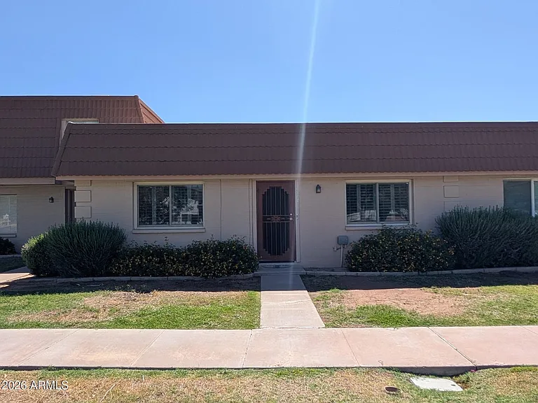 4814 S Birch St — Photo 1