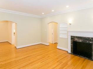 1418 W Berwyn Ave #1W, Chicago, IL 60640
