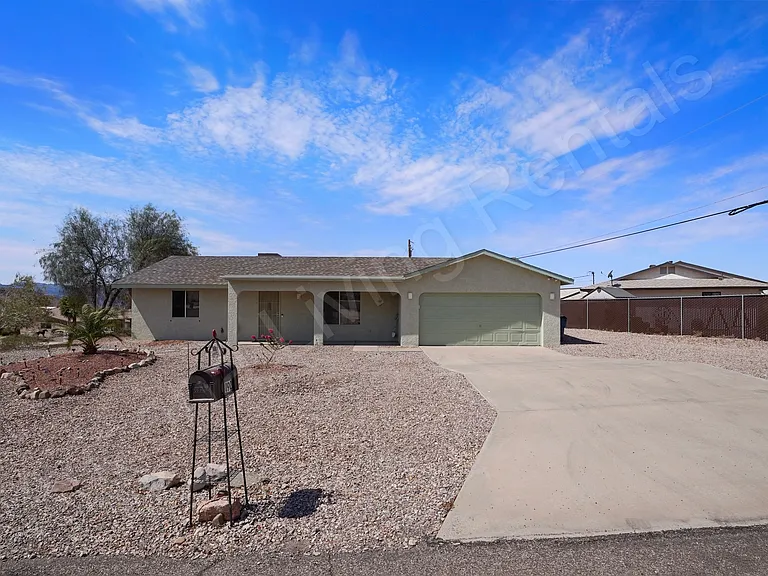 3092 Tomahawk Dr — Photo 1