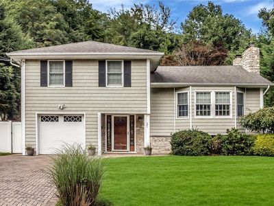 31 Meadowfield Lane, Glen Cove, NY, 11542