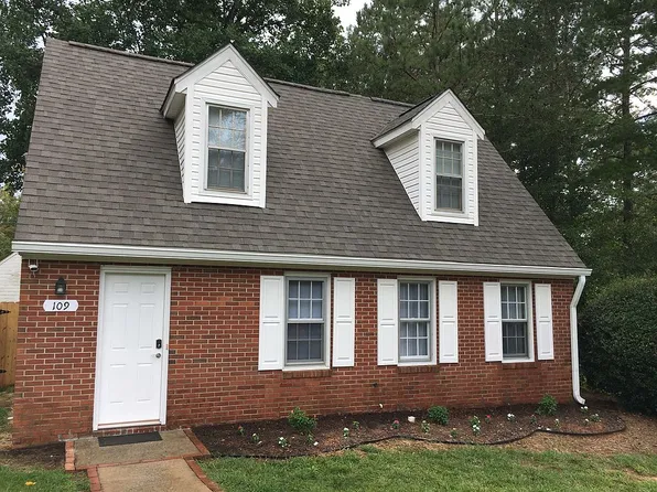 109 Wyeth Ln, Central, SC 29630