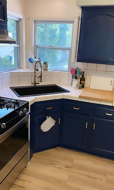 1st image of 2561 Maryal Dr