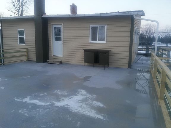 2nd image of 8449 Brown St