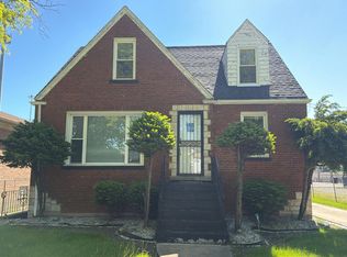 9437 S Perry Ave, Chicago, IL 60620