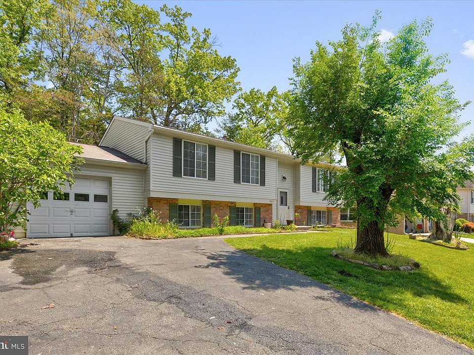 1st image of 6611 Saddlehorn Ct