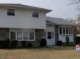 208 Lincoln Ave, Bellmawr, NJ 08031