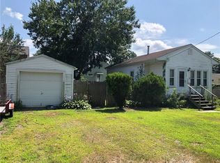 120 Merle St, Warwick, RI 02889