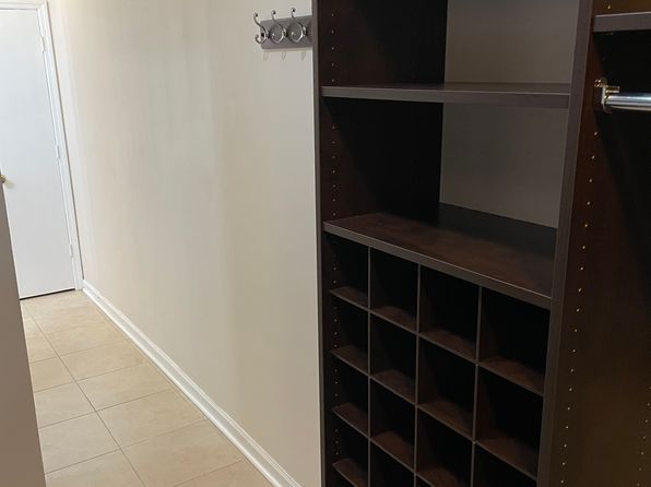 5 Players Club Dr APT B104