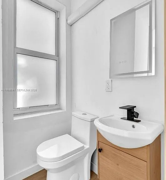 709 SW 4th Ct #17 — Photo 3