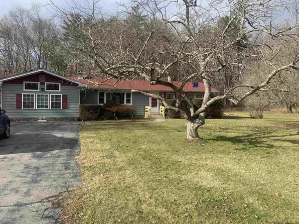 28 Eddy Street, Saugerties, NY 12477