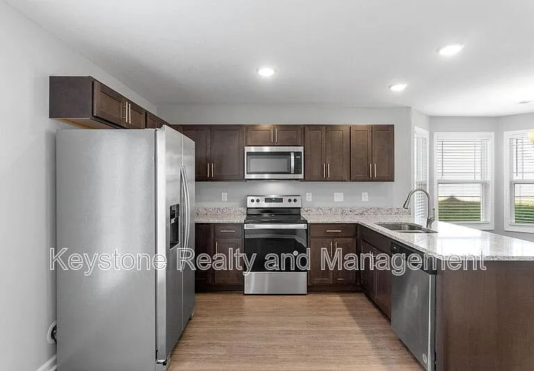 206 Woodland Valley Ln — Photo 8