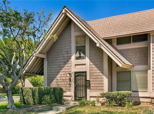 11 Oval Rd, Irvine, CA 92604