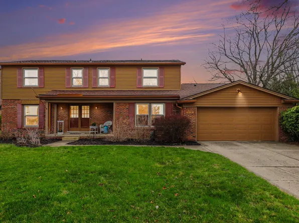25234 Chapelweigh Dr, Farmington Hills, MI 48336
