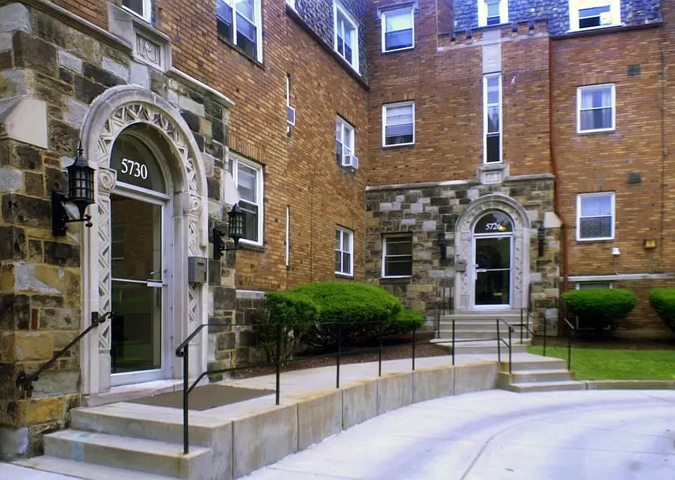 Ruth Gardens