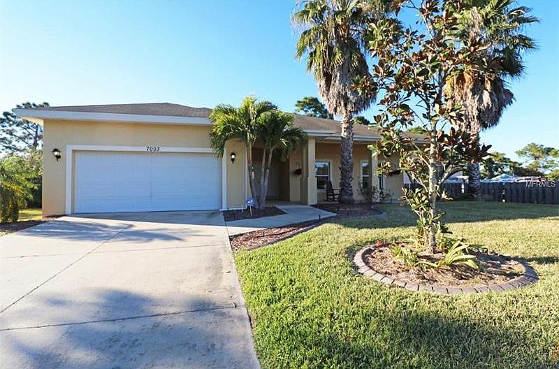 1st image of 7093 Crown Dr