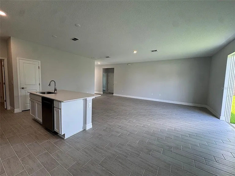 13416 SW 31st Terrace Rd — Photo 8