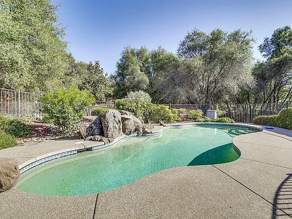 3rd image of 3271 Gold Country Dr