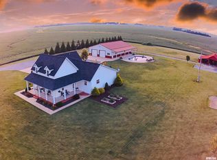 23579 Chestnut Rd, Richview, IL 62877