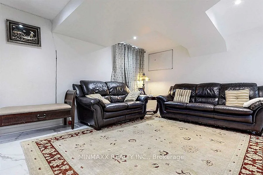 2 bed, $1,799 — Photo 3