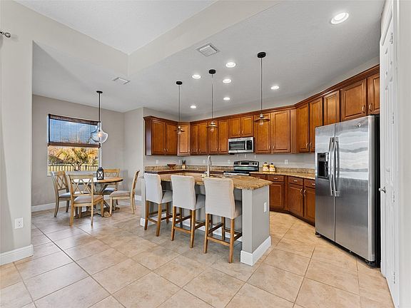 4th image of 765 Fortunella Circle