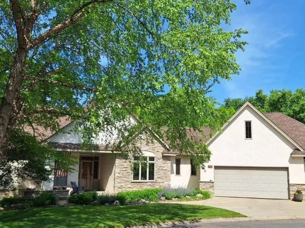 1900 Timber Ridge Dr, Burnsville, MN 55306