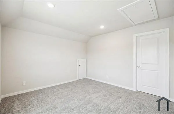 110 Greenbriar Dr — Photo 25