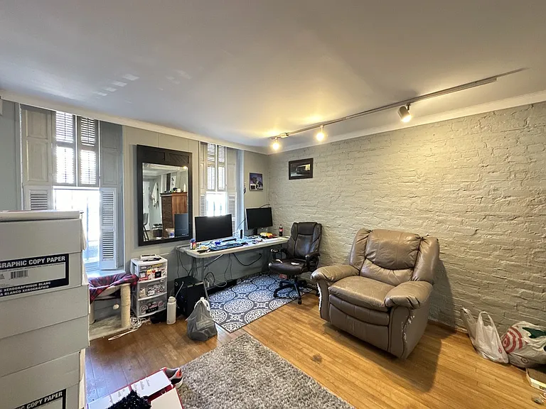 2141 W Webster Ave #FB — Photo 10