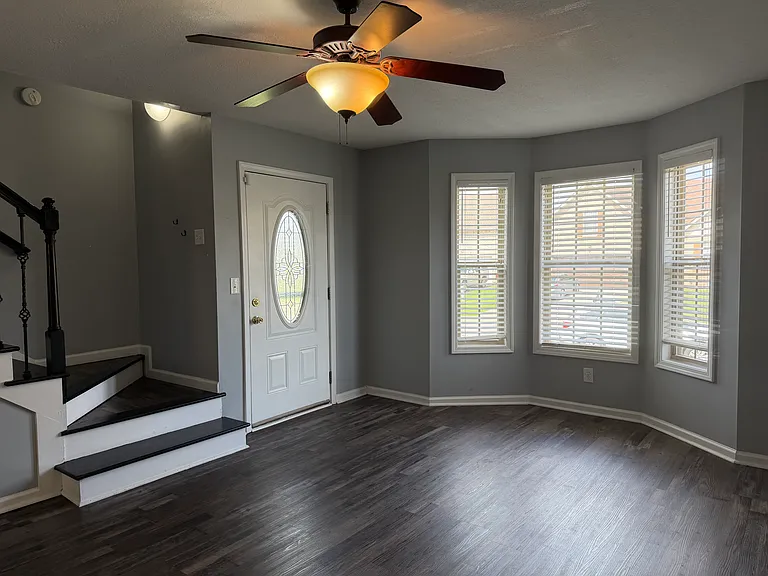 2525 Centerstone Cir — Photo 25