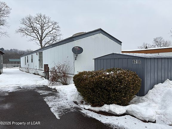 2nd image of 6018B Park Rd