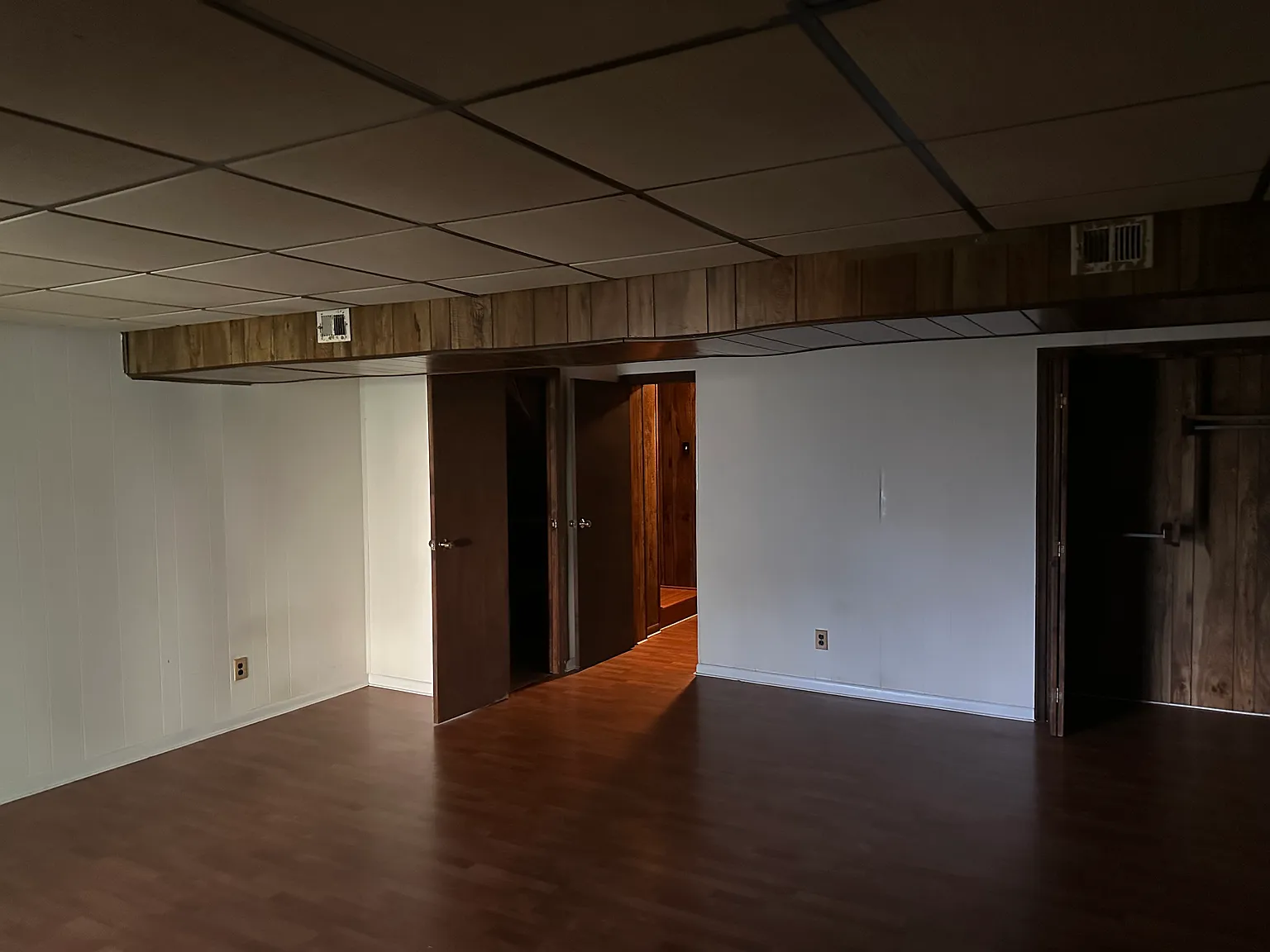 3 bed, 3.5 bath, 1845 sqft, $2,700 — Photo 2