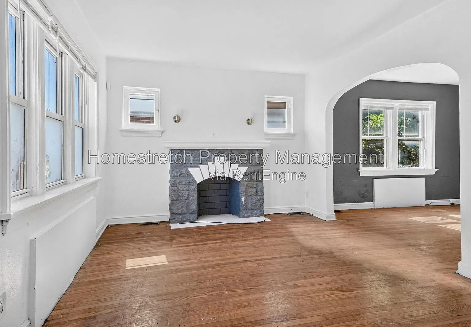 4 bed, 1.0 bath, 1135 sqft, $1,812 — Photo 4