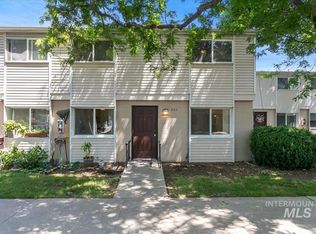 902 S Curtis Rd, Boise, ID 83705